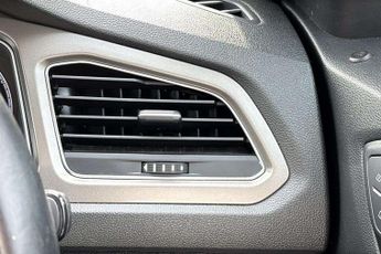 Volkswagen T-Roc 1.5 TSI EVO SE 5dr DSG