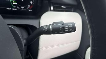 Land Rover Discovery Sport 1.5 P300e Dynamic SE 5dr Auto [5 Seat]