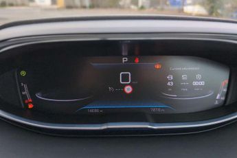 Peugeot 3008 1.2 PureTech Allure Premium+ 5dr EAT8