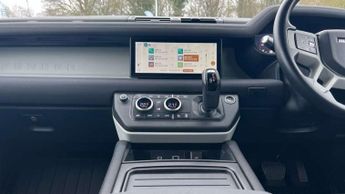 Land Rover Defender 3.0 D250 X-Dynamic SE 90 3dr Auto