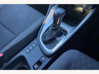 Toyota Yaris 1.5 Hybrid Design 5dr CVT