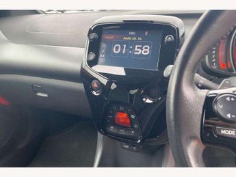 Toyota Aygo 1.0 VVT-i X-Trend TSS 5dr x-shift