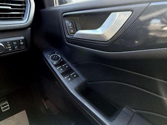 Ford Kuga 2.0 EcoBlue 190 ST-Line Edition 5dr Auto AWD