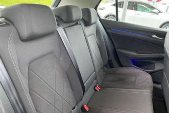 Volkswagen Golf 1.4 TSI eHybrid Style 5dr DSG