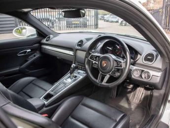 Porsche Cayman 2.0 2dr PDK