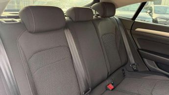 Volkswagen Arteon 2.0 TDI EVO SCR SE 5dr DSG