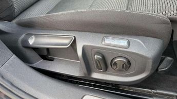 Volkswagen Arteon 2.0 TDI EVO SCR SE 5dr DSG