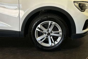 Audi Q3 35 TFSI Technik 5dr S Tronic