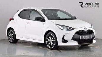 Toyota Yaris 1.5 Hybrid Dynamic 5dr CVT