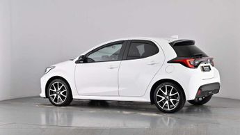 Toyota Yaris 1.5 Hybrid Dynamic 5dr CVT