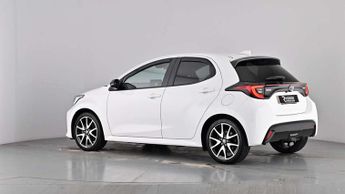 Toyota Yaris 1.5 Hybrid Dynamic 5dr CVT