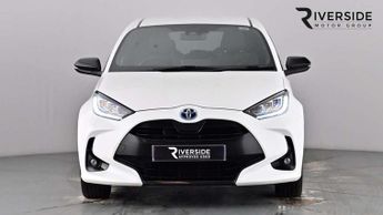Toyota Yaris 1.5 Hybrid Dynamic 5dr CVT
