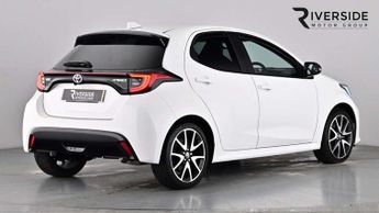 Toyota Yaris 1.5 Hybrid Dynamic 5dr CVT