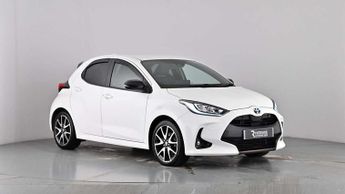Toyota Yaris 1.5 Hybrid Dynamic 5dr CVT