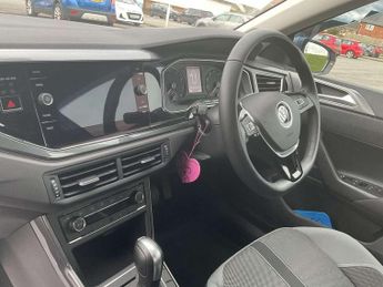 Volkswagen Polo 1.0 TSI 110 SEL 5dr DSG
