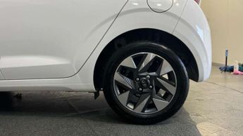 Hyundai i10 1.0 [63] Advance 5dr Auto [Nav]