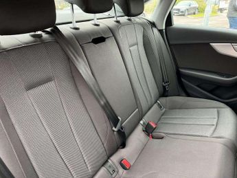 Audi A4 35 TDI Technik 4dr S Tronic