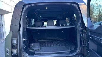 Land Rover Defender 5.0 P425 X-Dynamic HSE 130 5dr Auto