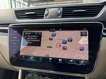 Skoda Superb Estate 2.0 TDI CR Laurin + Klement 5dr DSG [7 Speed]