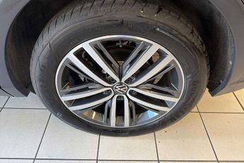 Volkswagen Tiguan 1.5 TSI 150 Elegance 5dr DSG