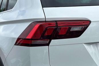 Volkswagen Tiguan 2.0 TSI 4Motion R-Line 5dr DSG