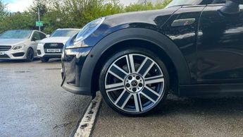 MINI Hatchback 5dr 2.0 Cooper S Exclusive 5dr Auto