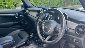 MINI Hatchback 5dr 2.0 Cooper S Exclusive 5dr Auto