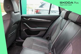 Skoda Octavia Estate 2.0 TDI 150 SE L 4x4 5dr DSG