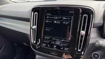 Volvo XC40 2.0 B4P R DESIGN Pro 5dr Auto
