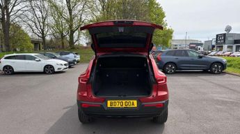 Volvo XC40 2.0 B4P R DESIGN Pro 5dr Auto