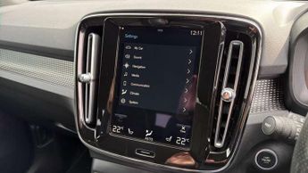 Volvo XC40 2.0 B4P R DESIGN Pro 5dr Auto