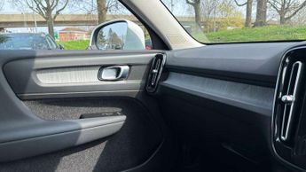 Volvo XC40 1.5 T3 [163] Inscription 5dr Geartronic