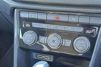 Volkswagen T-Roc 2.0 TSI 4MOTION SEL 5dr DSG