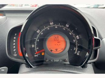 Toyota Aygo 1.0 VVT-i X-Play 5dr x-shift