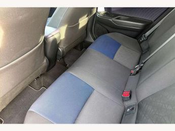 Toyota C-HR 1.8 Hybrid Dynamic 5dr CVT