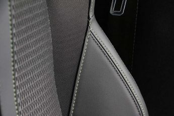 Peugeot 2008 1.2 PureTech 130 GT 5dr EAT8