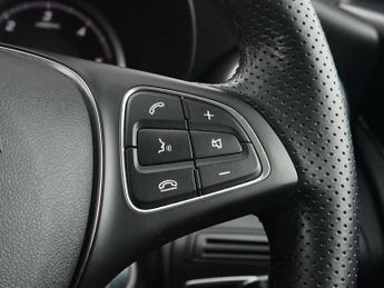 Mercedes-Benz GLC GLC 220d 4Matic Sport Premium 5dr 9G-Tronic