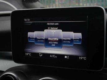 Mercedes-Benz GLC GLC 220d 4Matic Sport Premium 5dr 9G-Tronic