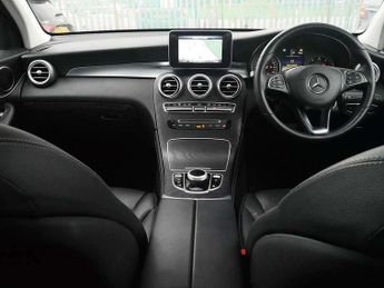Mercedes-Benz GLC GLC 220d 4Matic Sport Premium 5dr 9G-Tronic