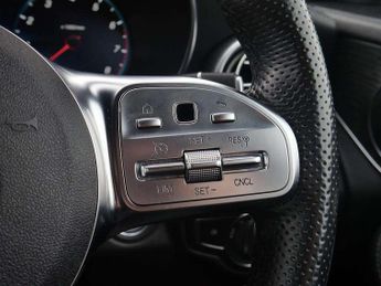 Mercedes-Benz GLC GLC 300 4Matic AMG Line Premium Plus 5dr 9G-Tronic