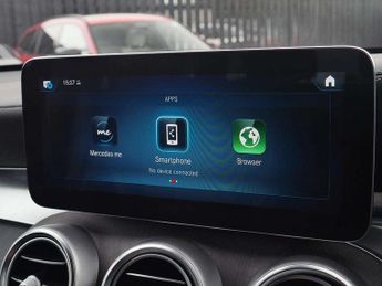 Mercedes-Benz GLC GLC 300 4Matic AMG Line Premium Plus 5dr 9G-Tronic