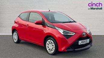 Toyota AYGO 1.0 VVT-i X-Play 5dr x-shift