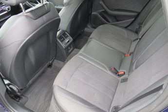 Audi A4 Avant 40 TFSI 204 Black Edition 5dr S Tronic