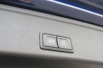 Audi A4 Avant 40 TFSI 204 Black Edition 5dr S Tronic