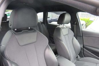 Audi A4 Avant 40 TFSI 204 Black Edition 5dr S Tronic