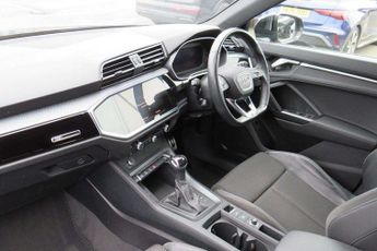 Audi Q3 35 TFSI Black Edition 5dr S Tronic
