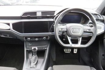Audi Q3 35 TFSI Black Edition 5dr S Tronic