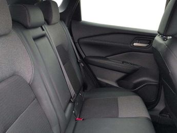 Nissan Qashqai 1.3 DiG-T MH 158 N-Connecta 5dr Xtronic