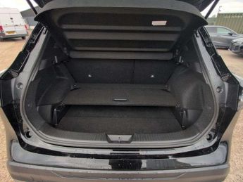 Nissan Qashqai 1.3 DiG-T MH 158 N-Connecta 5dr Xtronic