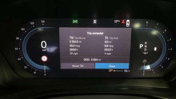 Volvo XC40 2.0 B3P Ultra Dark 5dr Auto